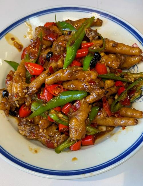 辣椒鸡爪怎么做？家常做法全在这！-图1