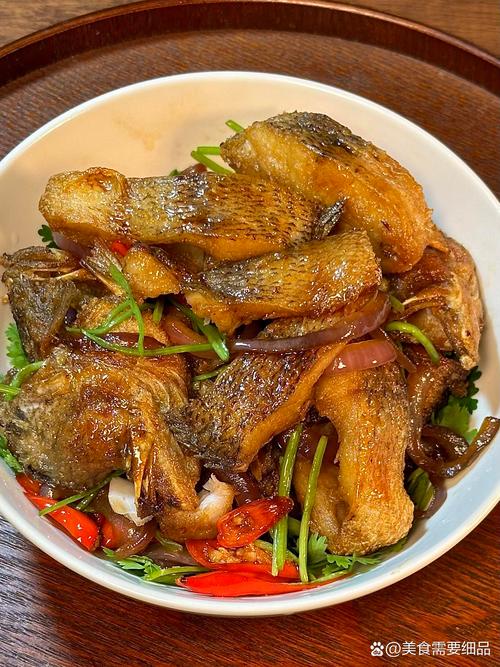 家常洋葱炒鱼怎么做?-图1 家常洋葱炒鱼怎么做?-图1