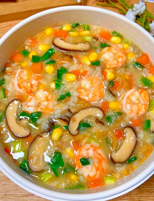 青虾海鲜粥怎么做?家常做法有哪些?-图2 青虾海鲜粥怎么做?家常做法有哪些?-图2