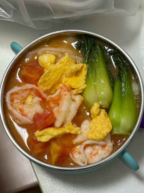 宝宝辅食西红柿虾仁鸡蛋面怎么做?-图1 宝宝辅食西红柿虾仁鸡蛋面怎么做?-图1