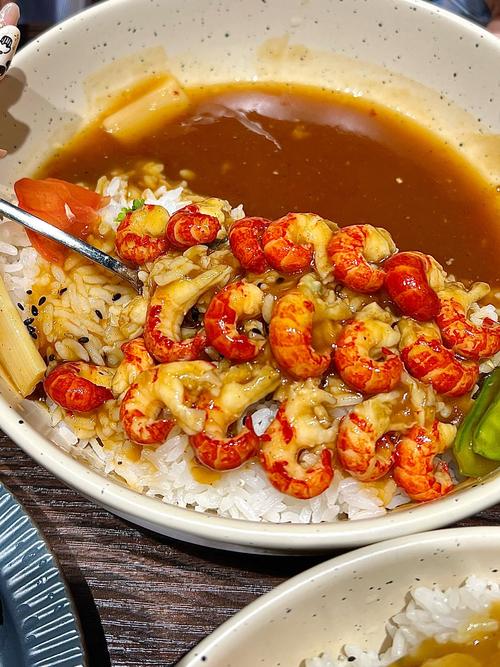 龙虾汁海鲜捞饭怎么做？-图1