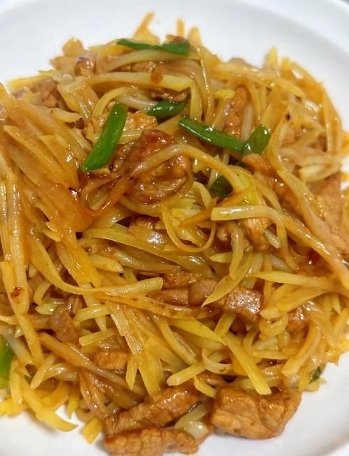 土豆丝炒肉怎么做才够脆嫩入味？-图2