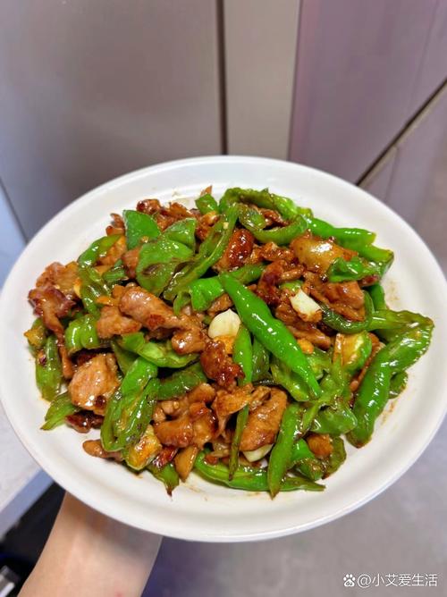 辣椒炒肉怎么做才够味？-图3