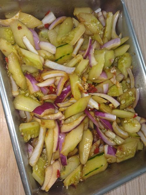 家常西红柿黄瓜洋葱怎么炒才好吃？-图3