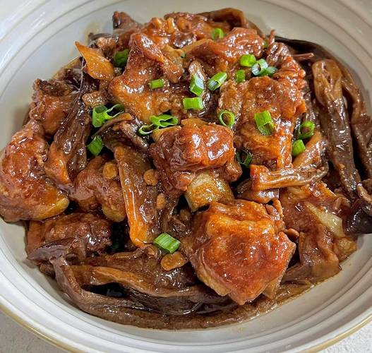 排骨海鲜菇怎么做最好吃?-图2 排骨海鲜菇怎么做最好吃?-图2