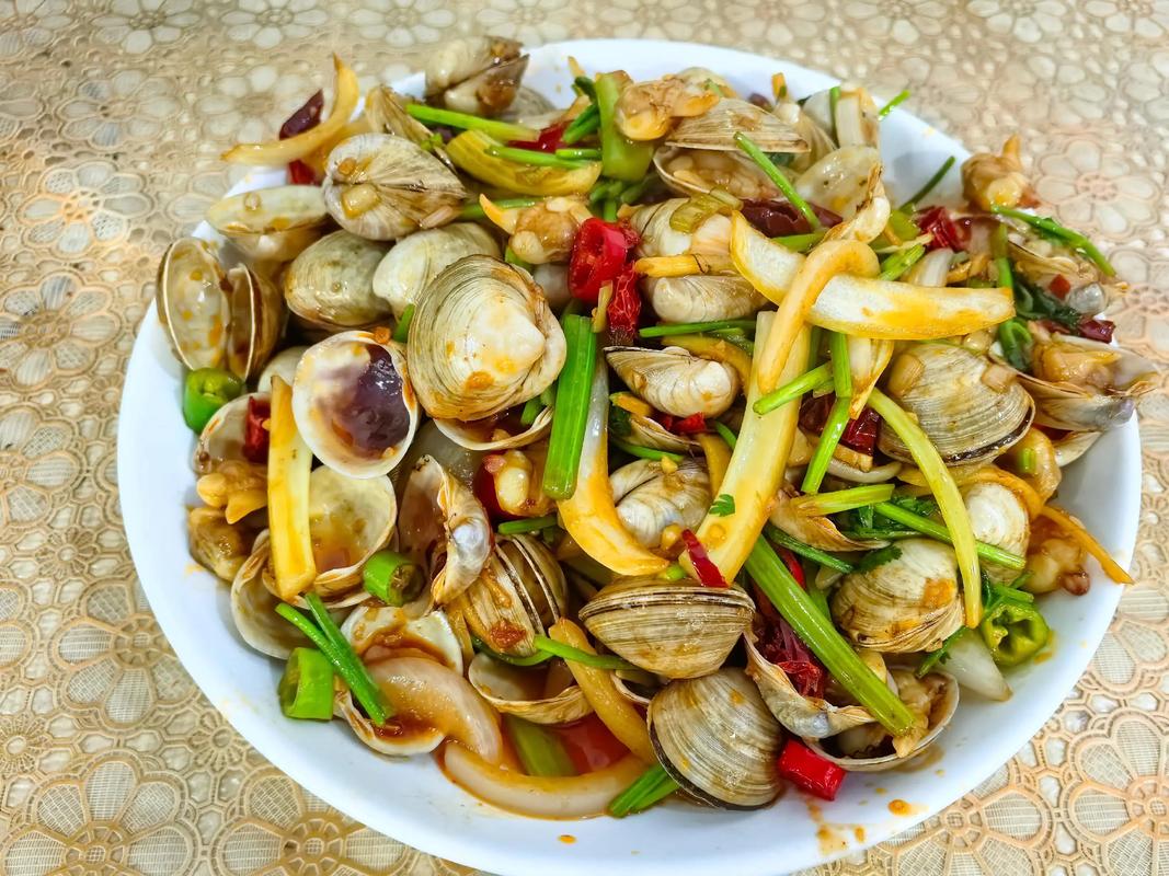 辣炒蚬子家常做法有哪些关键步骤?-图2 辣炒蚬子家常做法有哪些关键步骤?-图2