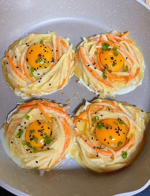 土豆丝饼怎么做才酥脆？-图3