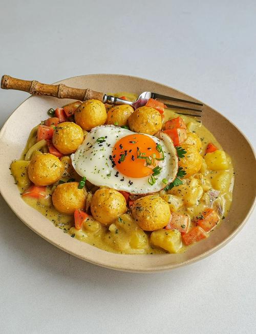 咖喱海鲜乌冬面怎么做才好吃？-图1