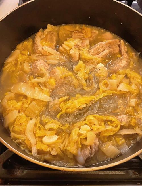 酸菜粉条怎么做才地道？-图1