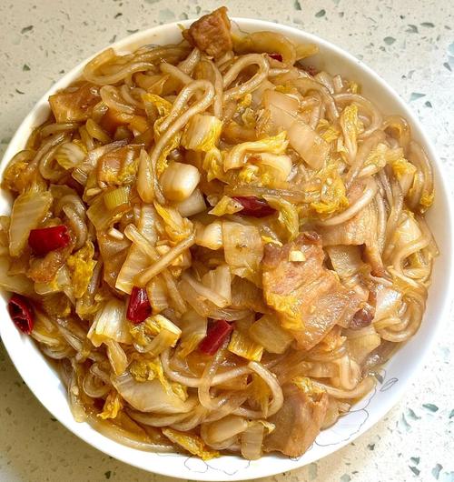 酸菜粉条怎么做才地道？-图2