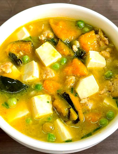 南瓜黄豆煲怎么做好吃？家常做法有哪些？-图2