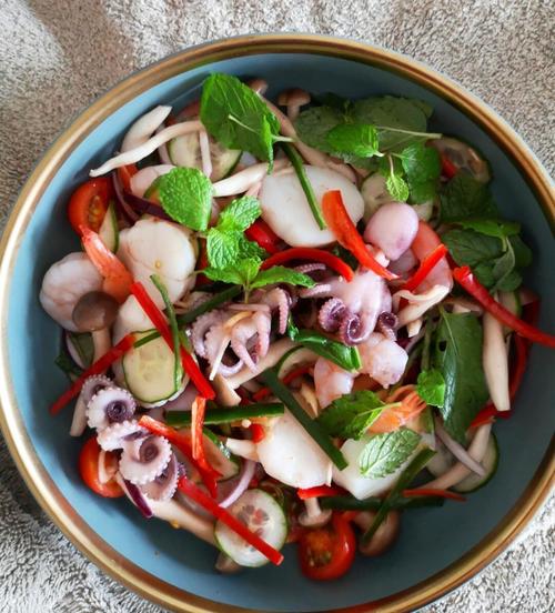 泰式海鲜沙拉怎么做才正宗入味?-图1 泰式海鲜沙拉怎么做才正宗入味?-图1