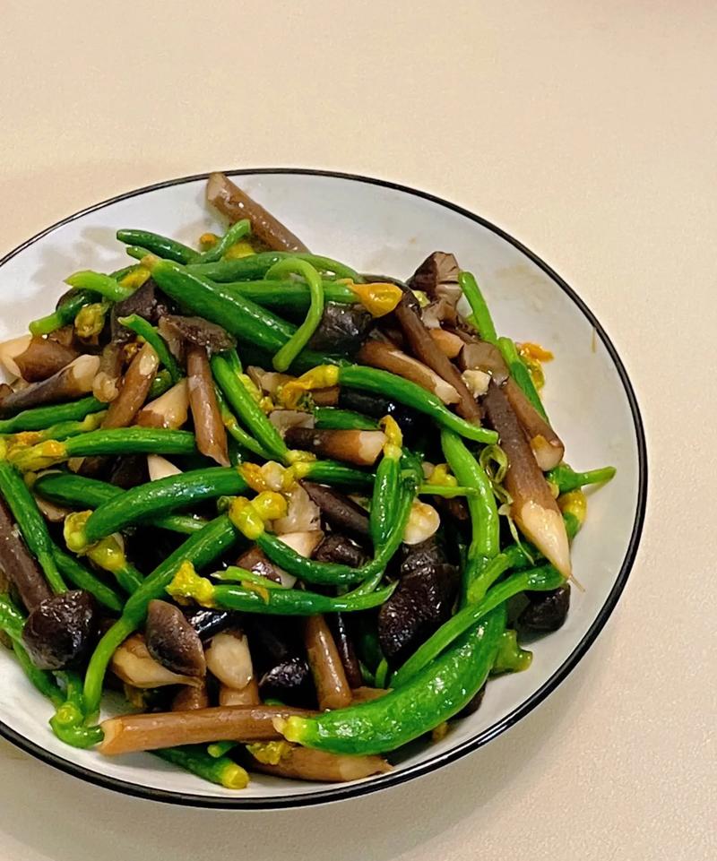 蘑菇黄瓜家常做法有哪些？-图1