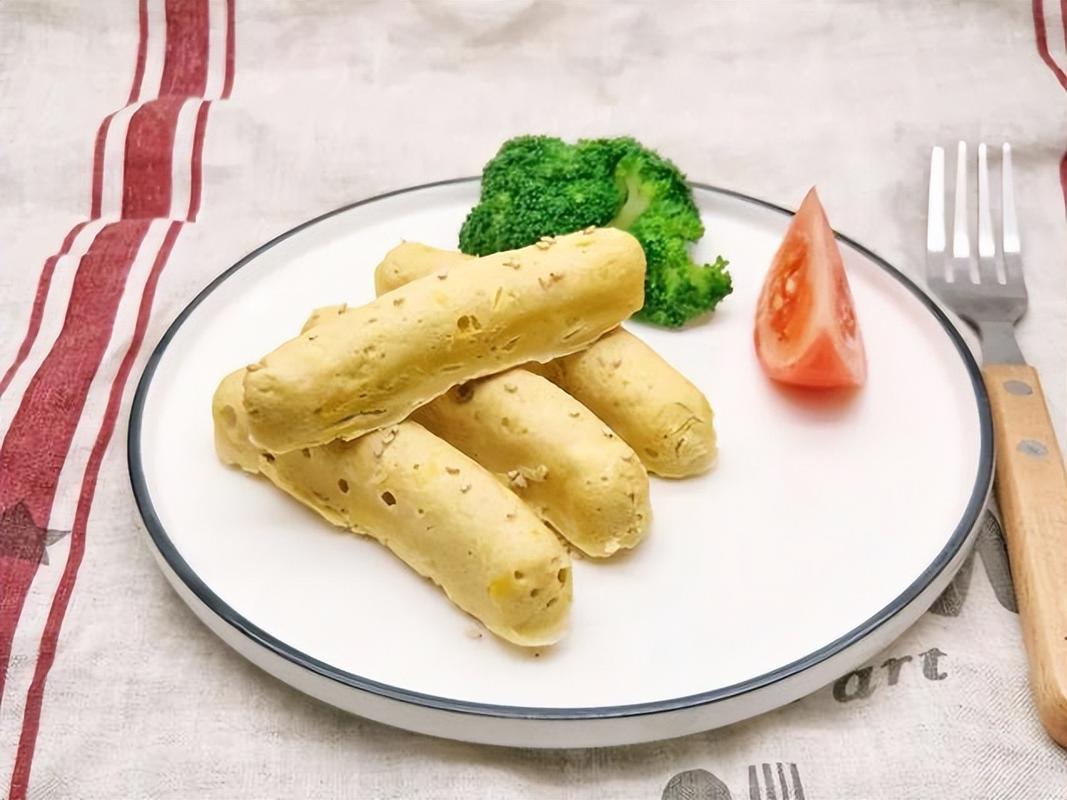 自制宝宝香肠 鸡蛋肠-图1 自制宝宝香肠 鸡蛋肠-图1