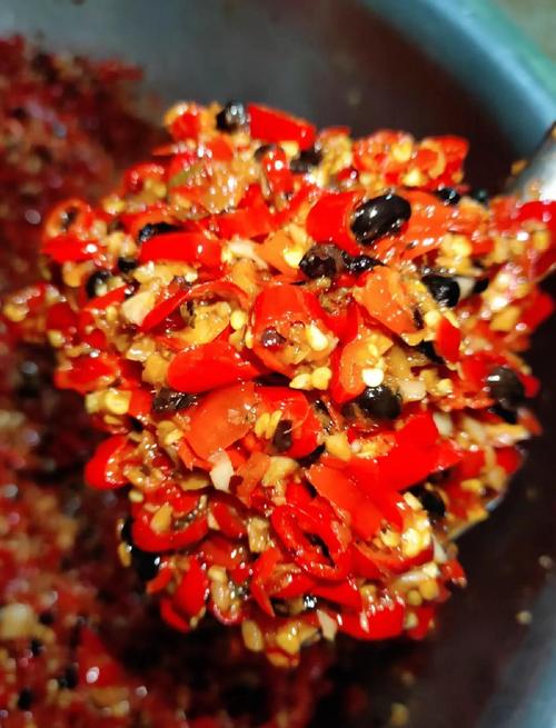 辣椒酱豆怎么做？家常做法有哪些？-图1