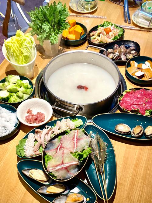 涮海鲜锅底怎么选才不鲜？-图1