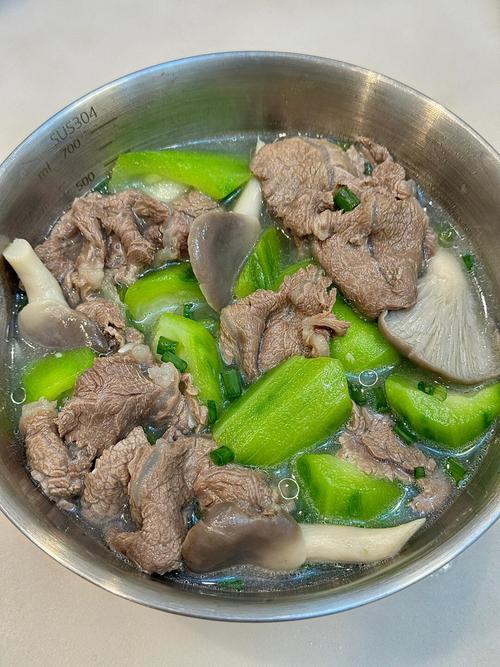 羊肉蘑菇家常做法有哪些?-图2 羊肉蘑菇家常做法有哪些?-图2