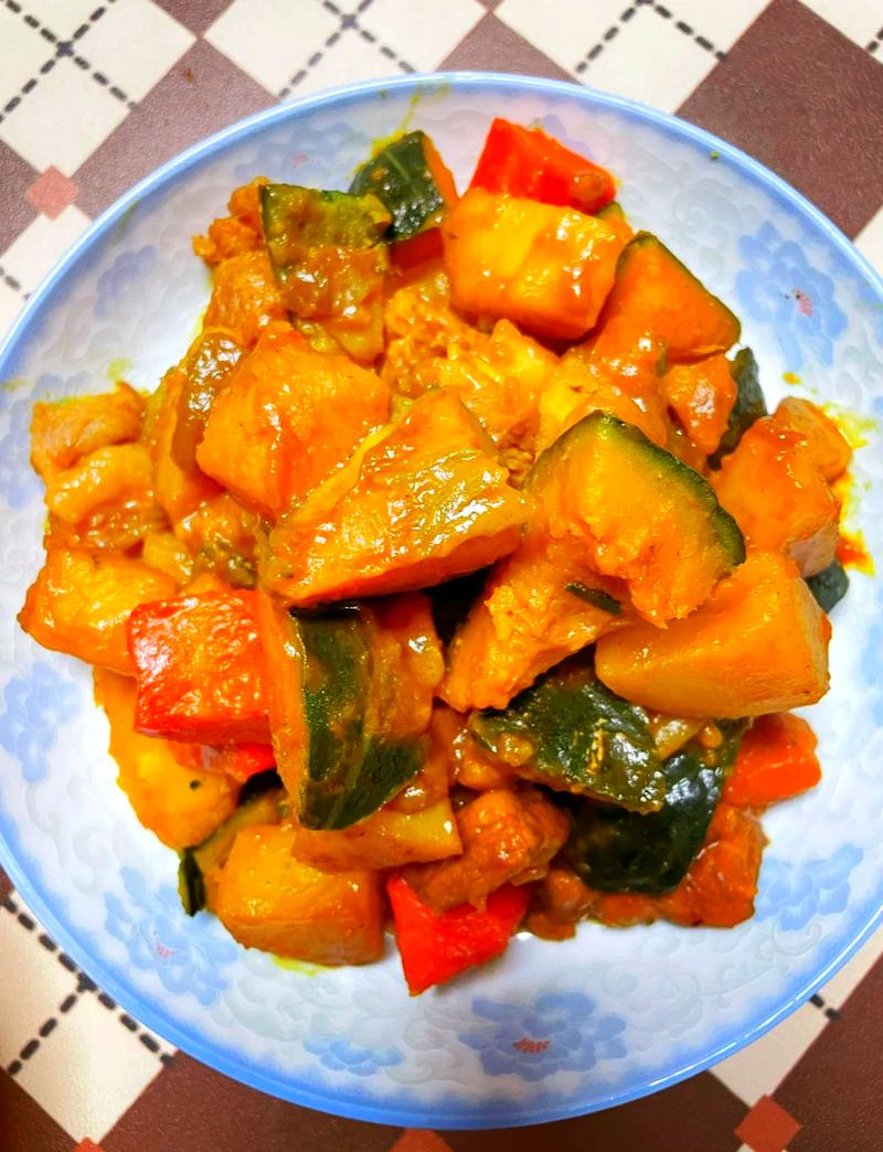 宝宝南瓜鸡肉土豆怎么搭配更营养？-图3