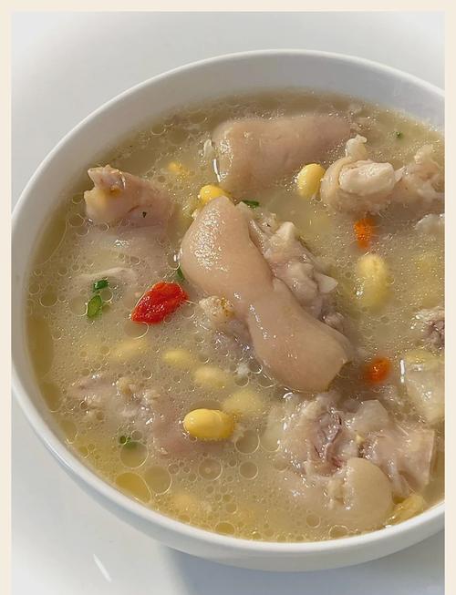 黄豆猪蹄汤怎么做？家常做法有哪些？-图3