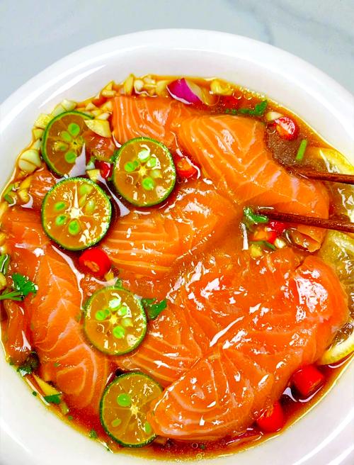 泰国凉拌海鲜到底好不好吃？-图1