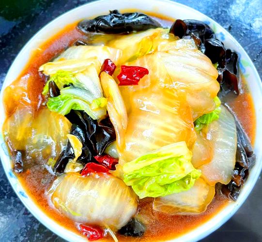 木耳炒白菜怎么做？家常做法有哪些？-图1