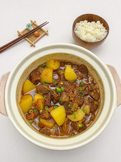 土豆牛腩家常做法有哪些？-图2