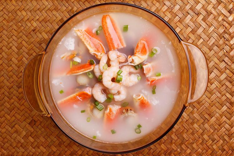 海鲜粥选鱿鱼还是墨鱼？-图1