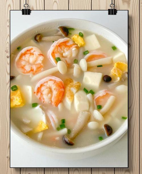 蘑菇虾仁海鲜汤怎么做？-图3
