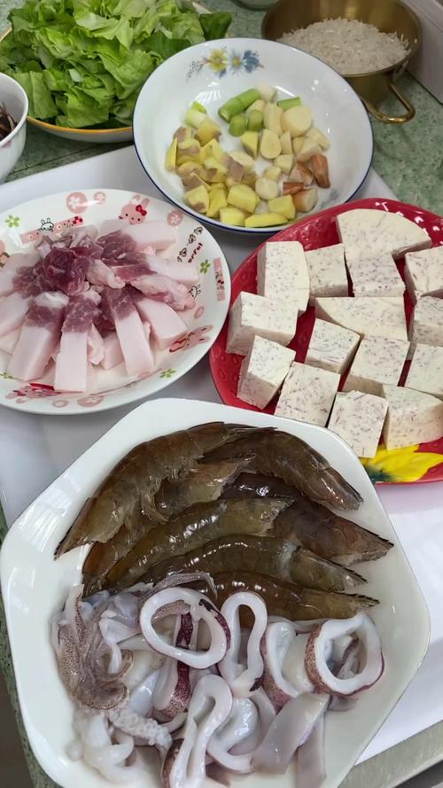 芋头海鲜粥怎么做？有哪些做法？-图1