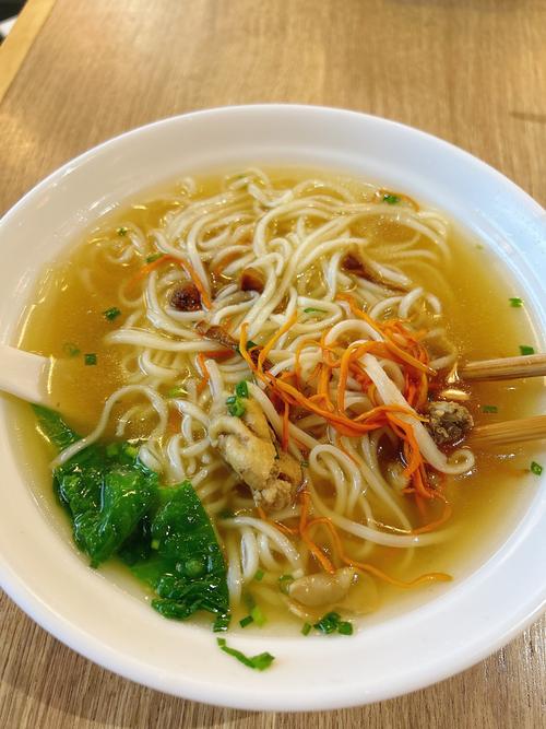 十个月宝宝能吃鸡汤面条吗？怎么煮更营养？-图1