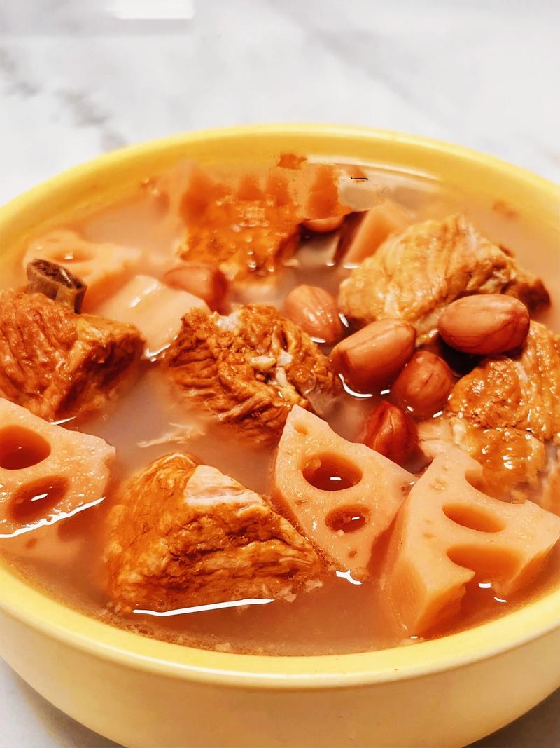 排骨莲藕汤怎么做？家常做法有哪些？-图2