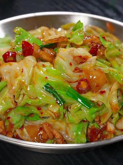 干锅包菜怎么做才香脆入味？-图2