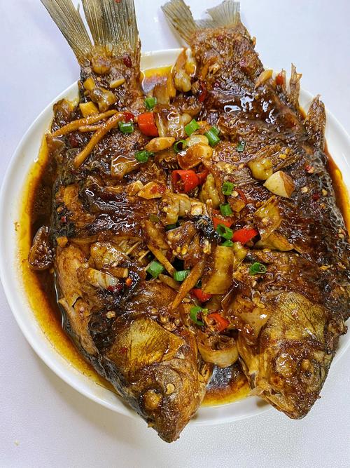 红烧鲫鱼家常做法有哪些关键步骤？-图1