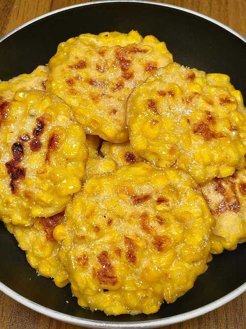 玉米烙饼怎么做才酥脆？-图1