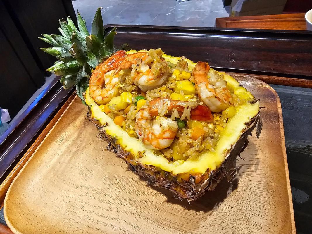 和风轻舞海鲜炒饭做法-图2