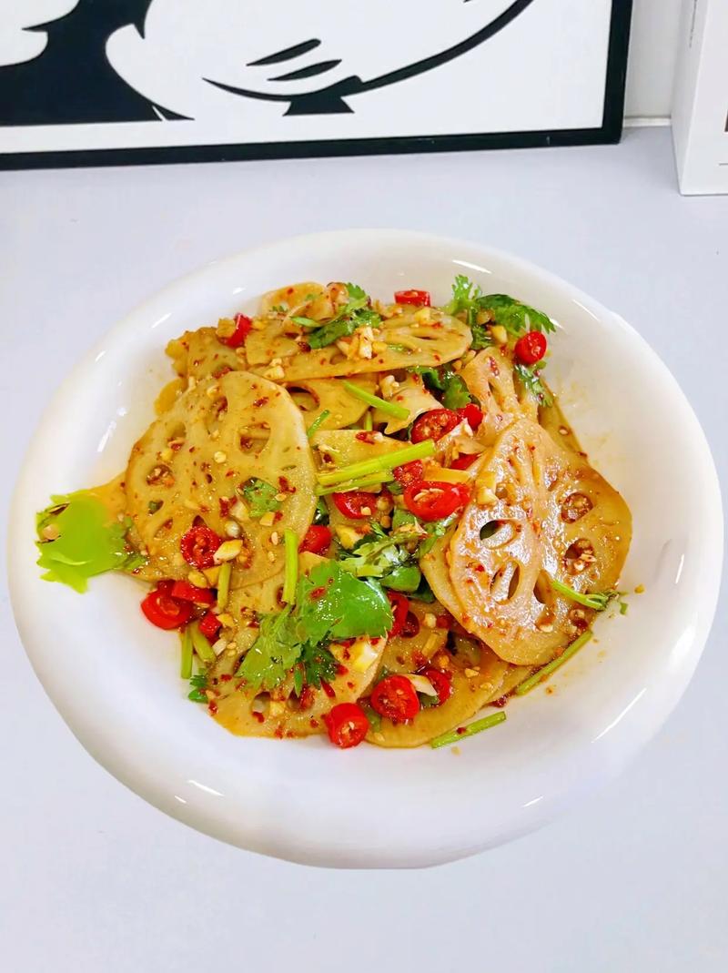 凉拌莲藕做法有哪些？-图1