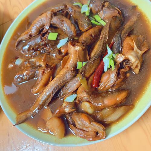 八个月宝宝鲶鱼的做法-图2