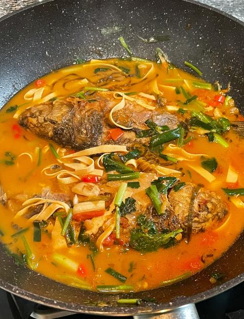 红烧鲫鱼家常做法有哪些？-图2