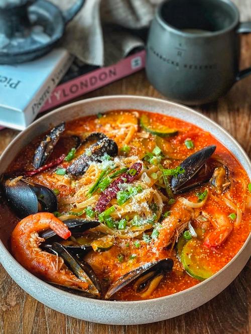 红酒海鲜意粉怎么做？-图2