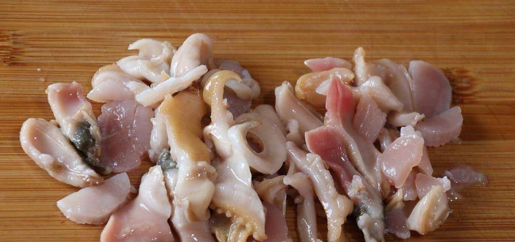 天鹅蛋海鲜凉拌怎么做好吃？-图2