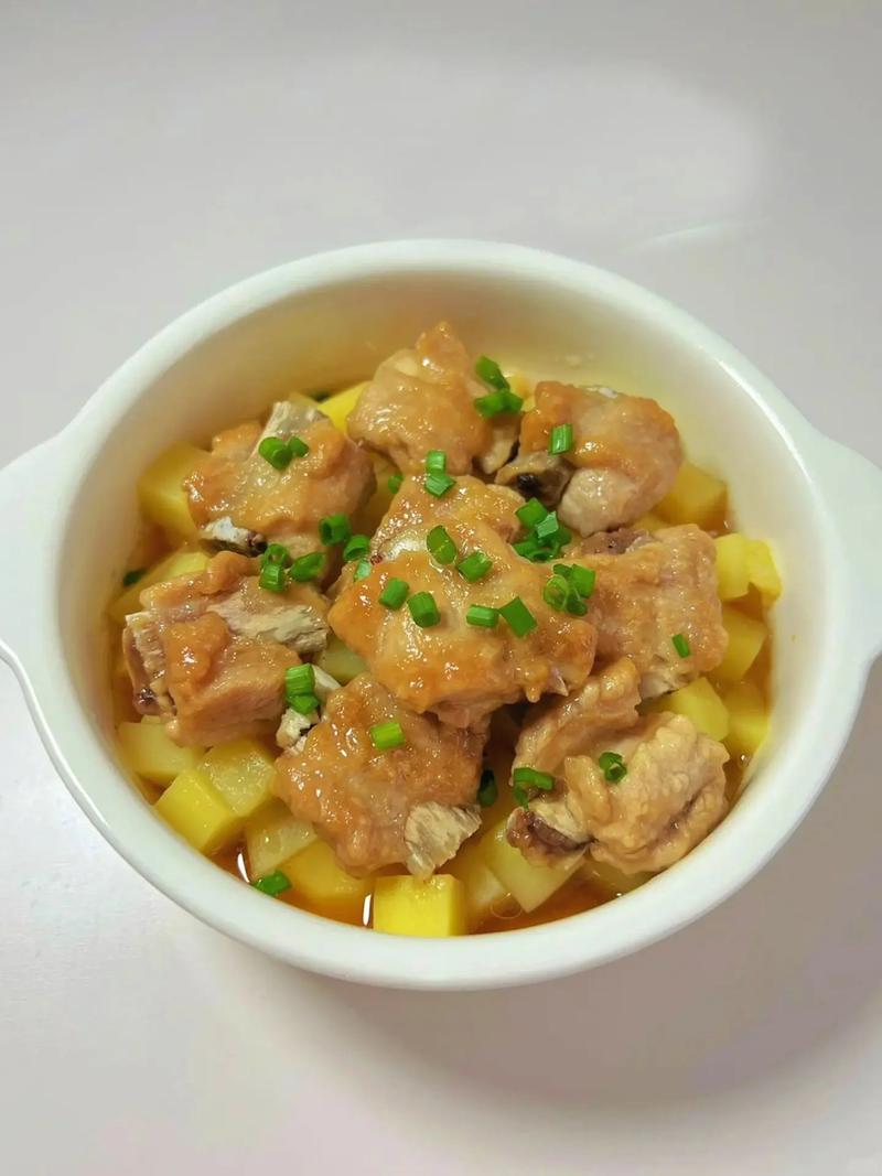 土豆排骨怎么做才好吃？-图2