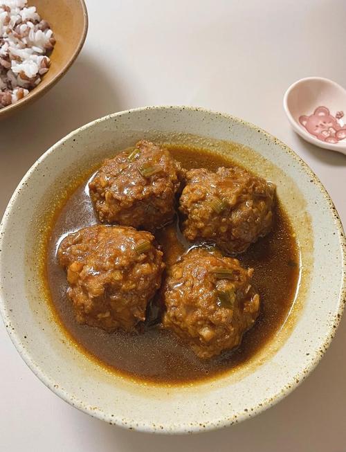 东北四喜丸子怎么做才正宗？-图2