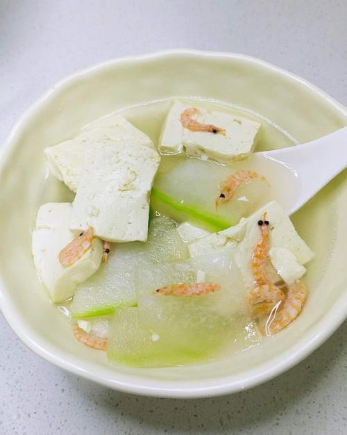 豆腐冬瓜海鲜汤怎么做?-图1 豆腐冬瓜海鲜汤怎么做?-图1