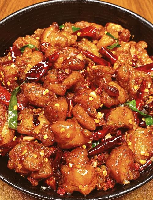 辣子鸡丁怎么做才够味？-图2