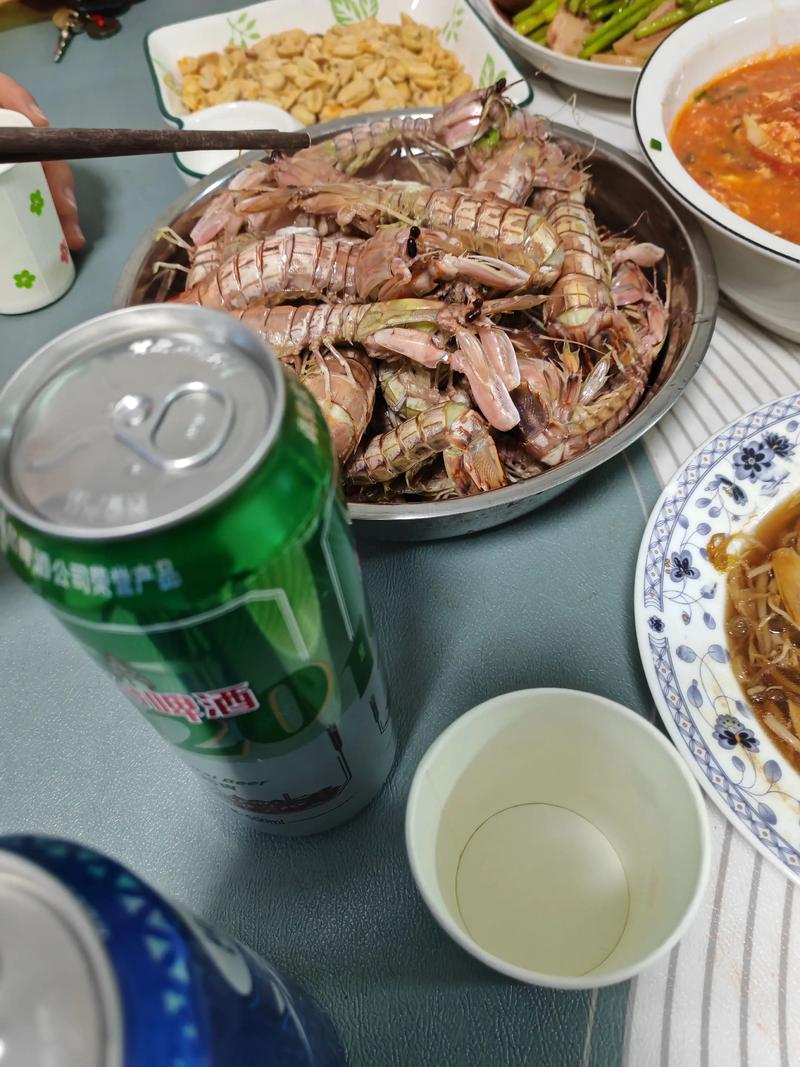 啤酒配海鲜会中毒吗？-图3