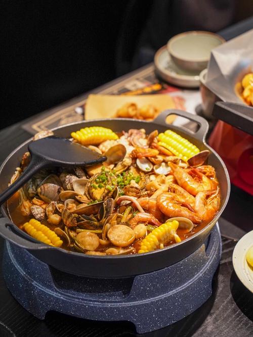 麻辣海鲜香锅图片有哪些诱人做法？-图2