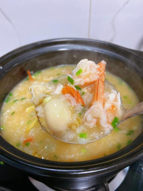 砂锅鲍鱼海鲜粥怎么做?-图1 砂锅鲍鱼海鲜粥怎么做?-图1