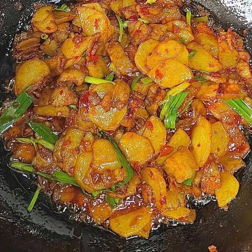 土豆片回锅肉怎么做才够香？-图3