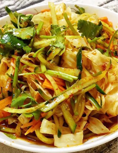 凉拌豆皮怎么做？家常做法有哪些？-图1