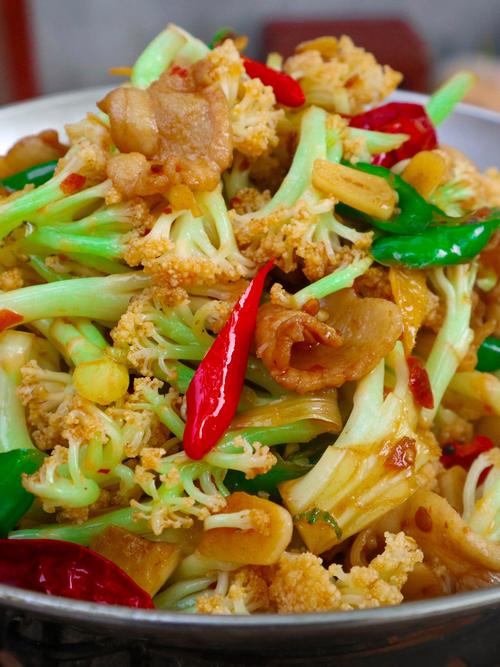 干锅有机花菜家常做法怎么做？-图3